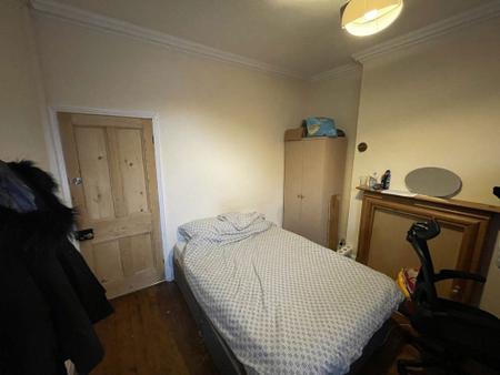 3 bedroom Property to let in Montague Road, Leicester