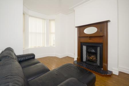 4 bedroom Terraced House for sale in Seedley Park Rd, Salford, M6