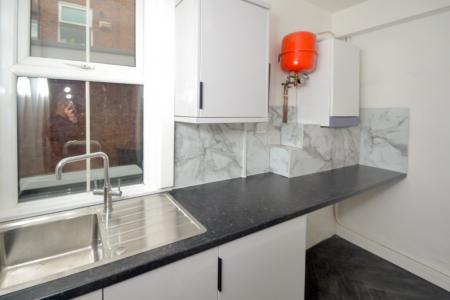 4 bedroom Terraced House for sale in Seedley Park Rd, Salford, M6