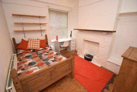 5 bedroom Terraced House for sale in Whitby Road, Fallowfield, Manchester, M14