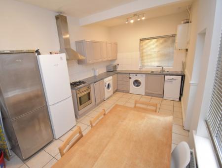 5 bedroom Terraced House for sale in Whitby Road, Fallowfield, Manchester, M14