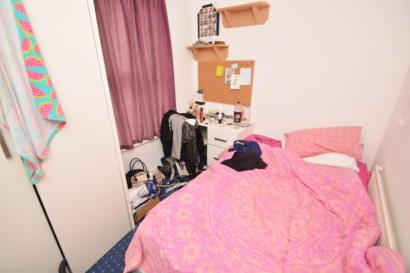 5 bedroom Detached house to let in Albion Road, Fallowfield, Manchester, M14