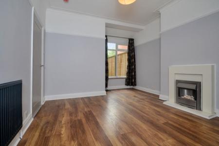 1 bedroom Flat to let in Kingswood Road, Fallowfield, Manchester, M14