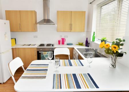 3 bedroom Flat to let in 78 Daisy Bank Road, Victoria Park, Manchester, M14
