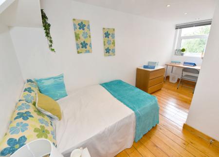 7 bedroom Terraced House to let in Brailsford Road, Fallowfield, Manchester, M14