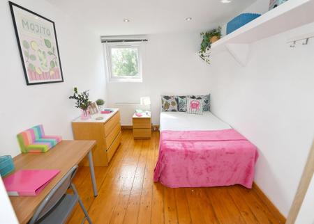 7 bedroom Terraced House to let in Brailsford Road, Fallowfield, Manchester, M14