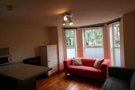 3 bedroom Flat to let in Old Lansdowne Road, West Didsbury, Manchester, M20