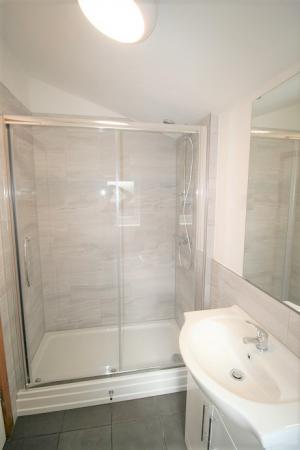 3 bedroom Flat to let in Old Lansdowne Road, West Didsbury, Manchester, M20