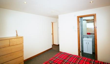 3 bedroom Flat to let in Old Lansdowne Road, West Didsbury, Manchester, M20