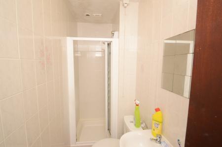 5 bedroom Detached house to let in Landcross Road, Fallowfield, Manchester, M14