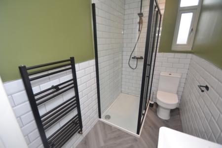 5 bedroom Terraced House to let in Heald Grove, Rusholme, Manchester, M14