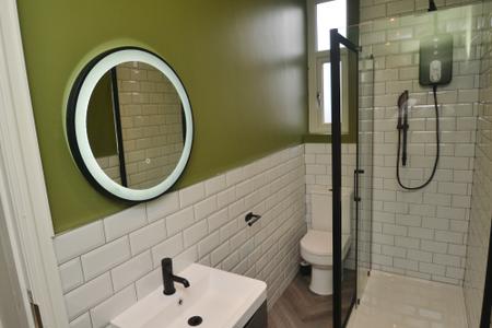 5 bedroom Terraced House to let in Heald Grove, Rusholme, Manchester, M14