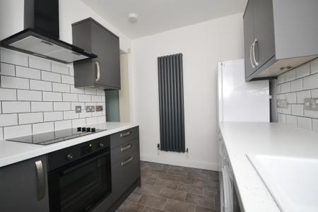 3 bedroom Terraced House to let in Halstead Avenue, Salford, M6