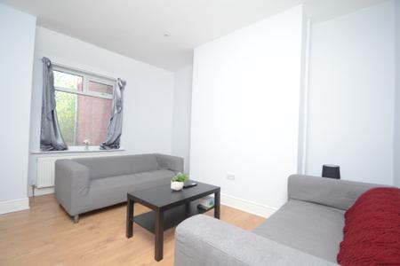 4 bedroom Terraced House to let in Birch Lane, Victoria Park, Manchester, M13
