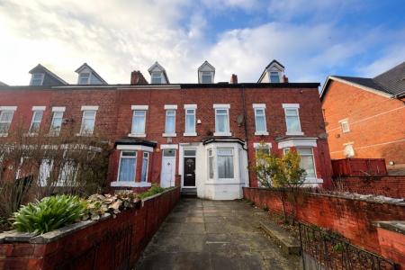 4 bedroom Semi-detached house to let in Birch Lane, Victoria Park, Manchester, M13