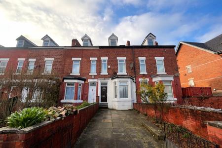 4 bedroom Terraced House to let in Birch Lane, Victoria Park, Manchester, M13