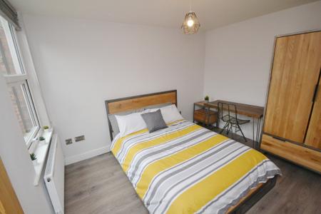 5 bedroom Terraced House to let in Braemar Road, Fallowfield, Manchester, M14
