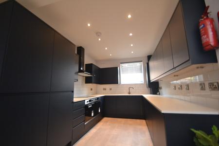6 bedroom End of terrace house to let in Brailsford Road, Fallowfield, Manchester, M14