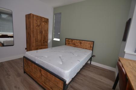 6 bedroom End of terrace house to let in Brailsford Road, Fallowfield, Manchester, M14