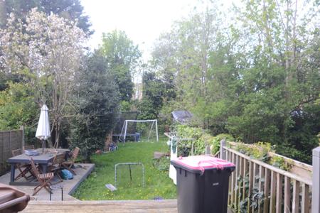 6 bedroom Semi-detached house to let in Osborne Road, Salford, M6