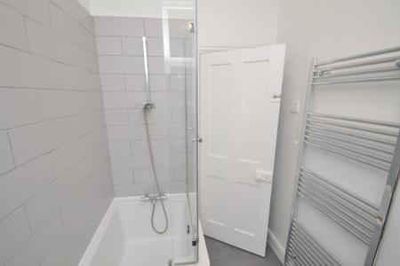 4 bedroom Terraced House to let in Kedleston Avenue, Manchester, M14