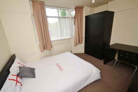 4 bedroom House to let in Wilbraham Road, Fallowfield, Manchester, M14