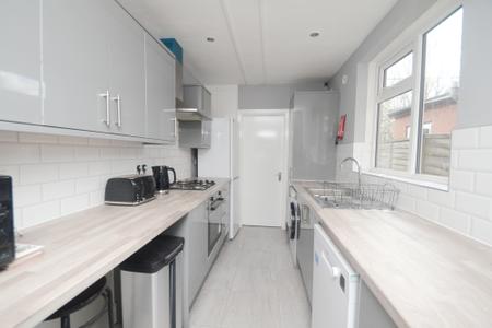 5 bedroom Terraced House to let in Brailsford Road, Fallowfield, Manchester, M14