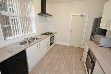 7 bedroom Terraced House to let in Granville Road, Fallowfield, Manchester, M14