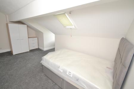 7 bedroom Terraced House to let in Granville Road, Fallowfield, Manchester, M14