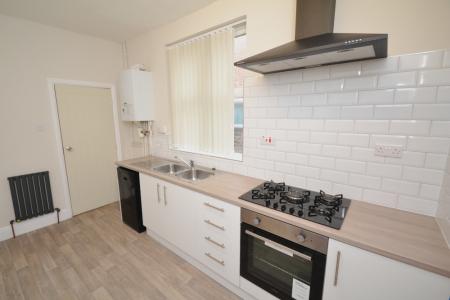 7 bedroom Terraced House to let in Granville Road, Fallowfield, Manchester, M14
