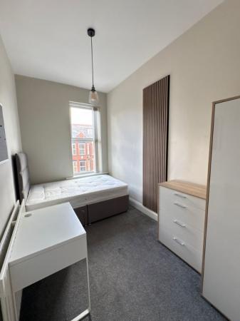 7 bedroom Terraced House to let in Granville Road, Fallowfield, Manchester, M14