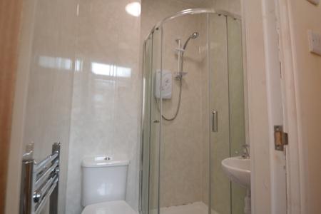 6 bedroom Terraced House to let in Latchmere Road, Fallowfield, Manchester, M14