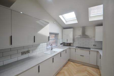 6 bedroom Terraced House to let in Rusholme Place, Rusholme, Manchester, M14