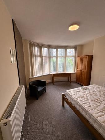7 bedroom Semi-detached house to let in Mauldeth Road, Withington, Manchester, M14