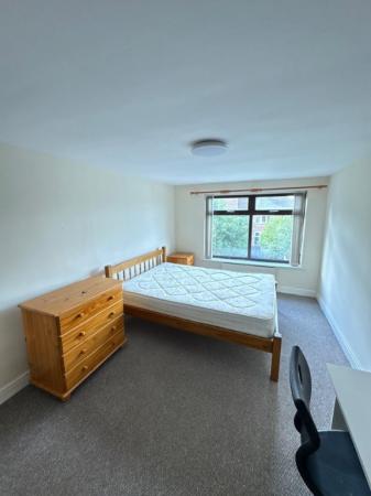 7 bedroom Semi-detached house to let in Mauldeth Road, Withington, Manchester, M14