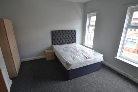 3 bedroom Terraced House to let in Romney Street, Salford, M6