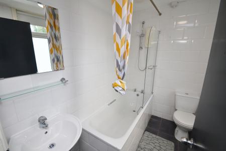 10 bedroom Semi-detached house to let in Amherst Road, Fallowfield, Manchester, M14