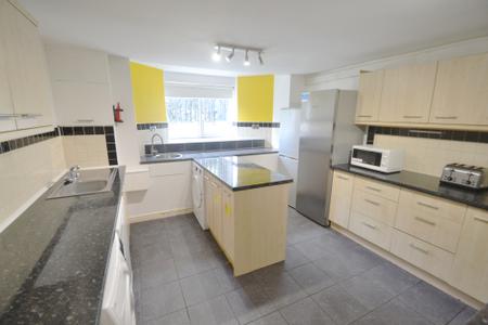10 bedroom Semi-detached house to let in Amherst Road, Fallowfield, Manchester, M14