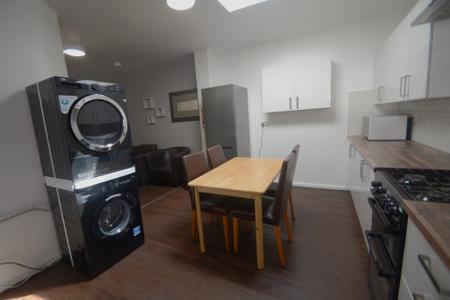 4 bedroom Terraced House to let in Carill Drive, Fallowfield, Manchester, M14