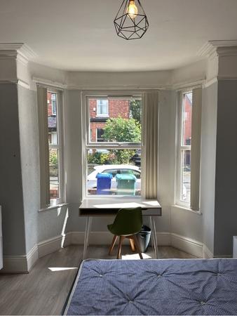 6 bedroom Semi-detached house to let in Nuneham Avenue, Withington, Manchester, M20