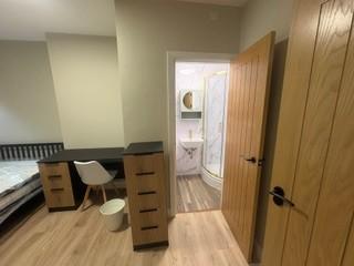 6 bedroom End of terrace house to let in Lausanne Road, Withington, Manchester, M20
