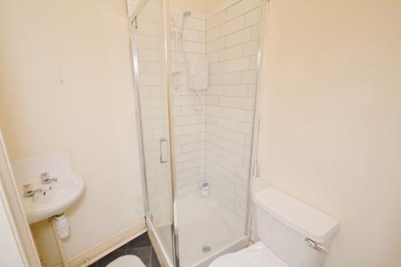 6 bedroom Terraced House to let in Wellington Road, Withington, Manchester, M20