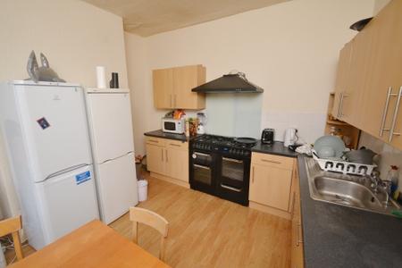 6 bedroom Terraced House to let in Wellington Road, Withington, Manchester, M20