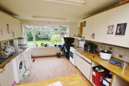 7 bedroom End of terrace house to let in Brunswick Road, Withington, Manchester, M20