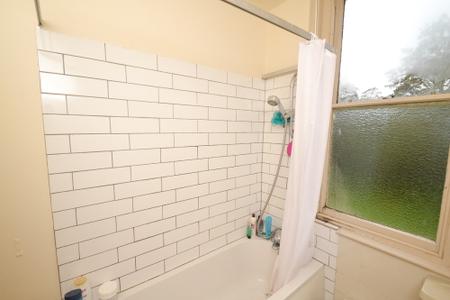 7 bedroom End of terrace house to let in Brunswick Road, Withington, Manchester, M20