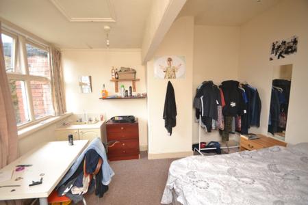7 bedroom Terraced House to let in Brunswick Road, Withington, Manchester, M20
