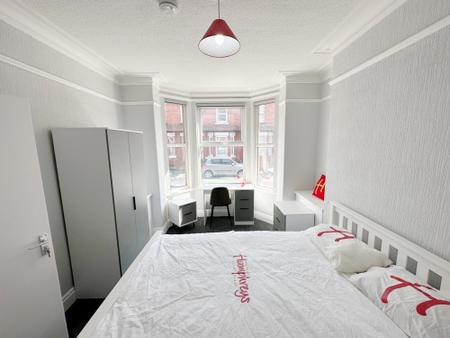 4 bedroom Terraced House to let in Furness Road, Fallowfield, Manchester, M14