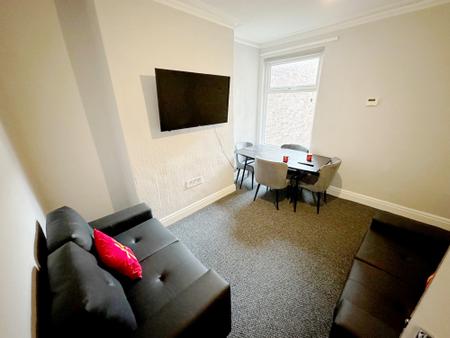 4 bedroom Terraced House to let in Furness Road, Fallowfield, Manchester, M14