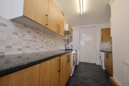 4 bedroom Detached house to let in Brocklebank Road, Fallowfield, Manchester, M14
