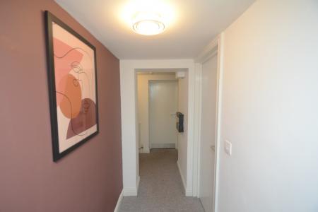 5 bedroom Flat to let in Clifton Avenue, Fallowfield, Manchester, M14